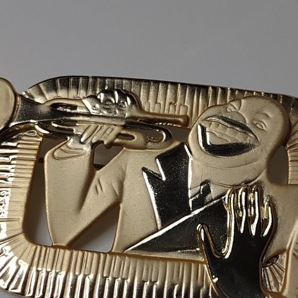 Vintage Gold Tone AJC Louis Armstrong Trumpet Brooch - Picture 6 of 12